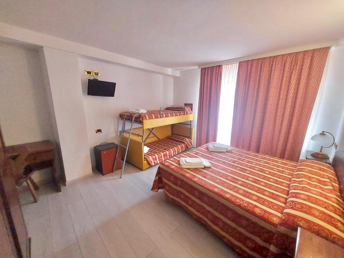 Hg Hotel Italia Brusson Luaran gambar