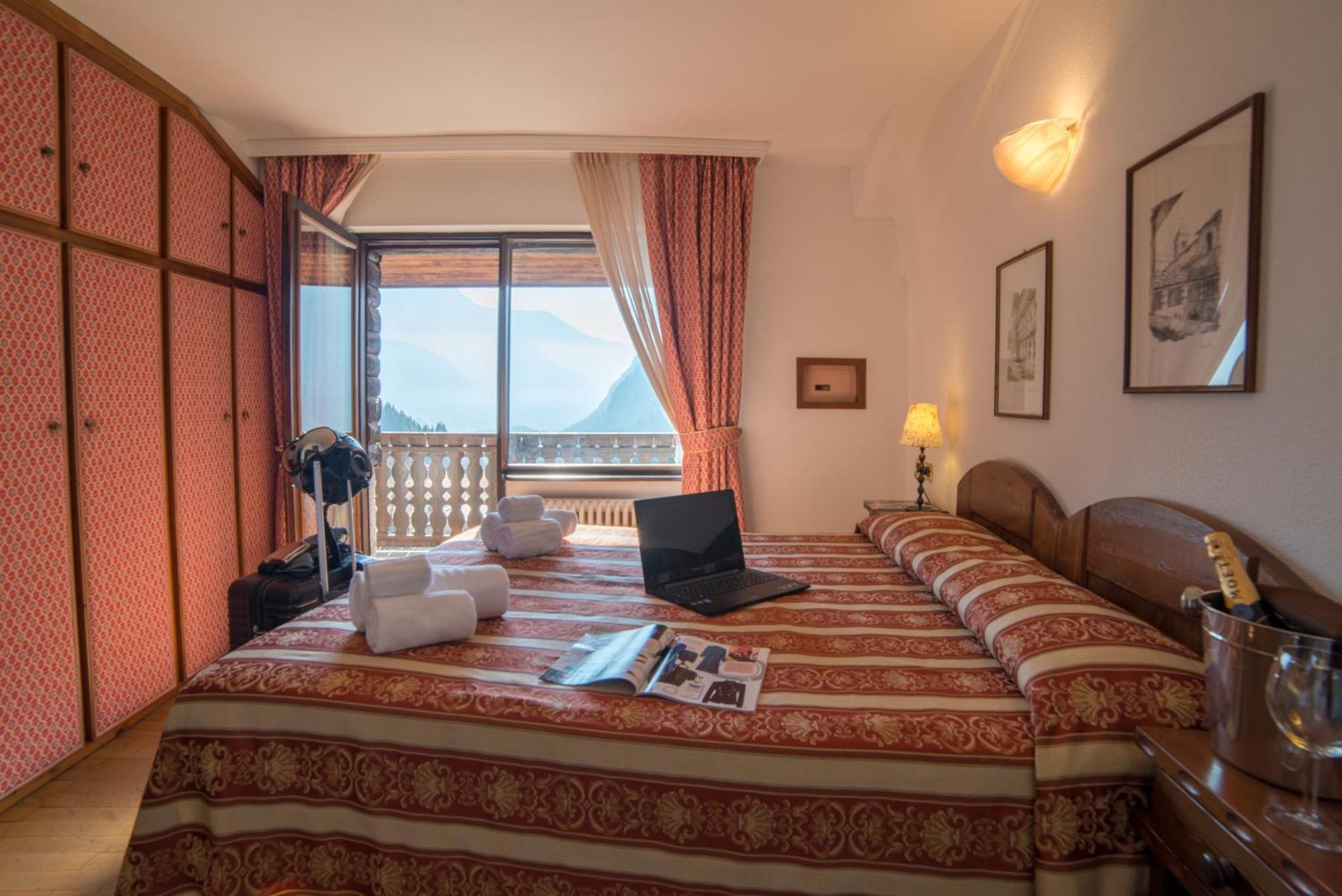 Hg Hotel Italia Brusson Luaran gambar