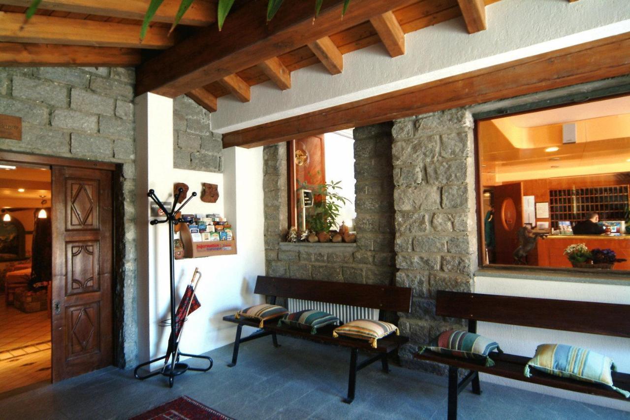 Hg Hotel Italia Brusson Luaran gambar